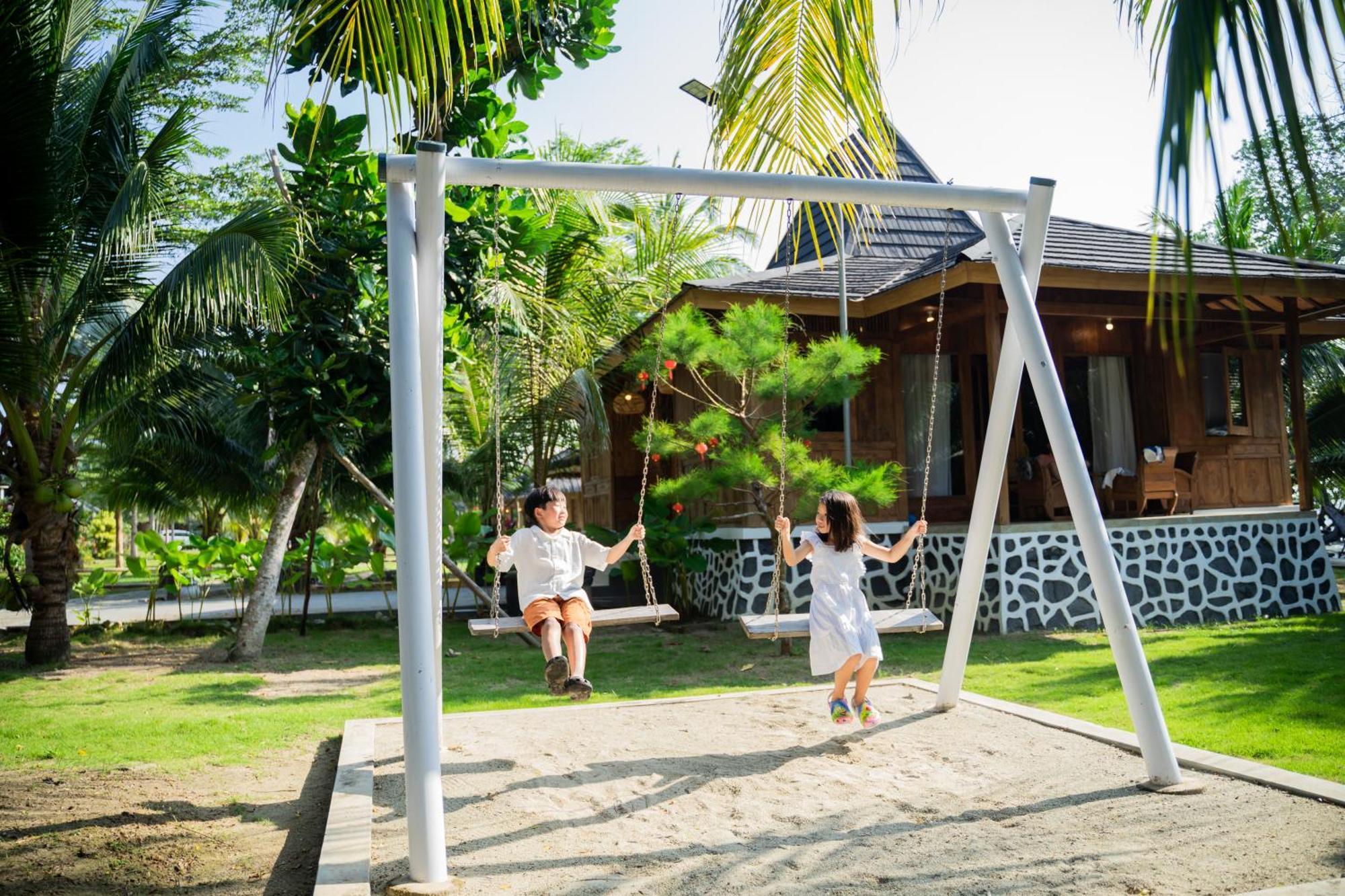 Bintan Exotica Resort By Waringin Hospitality Berakit Extérieur photo