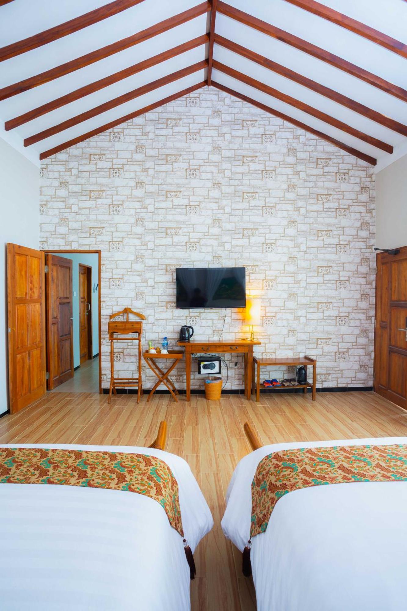Bintan Exotica Resort By Waringin Hospitality Berakit Extérieur photo